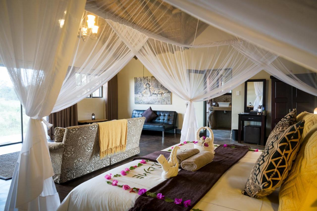 Umkumbe Safari Lodge Riverside Skukuza Extérieur photo