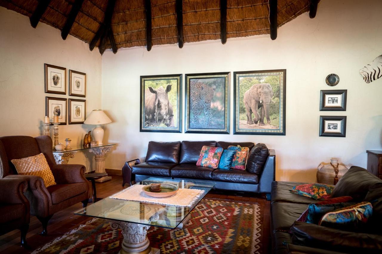 Umkumbe Safari Lodge Riverside Skukuza Extérieur photo